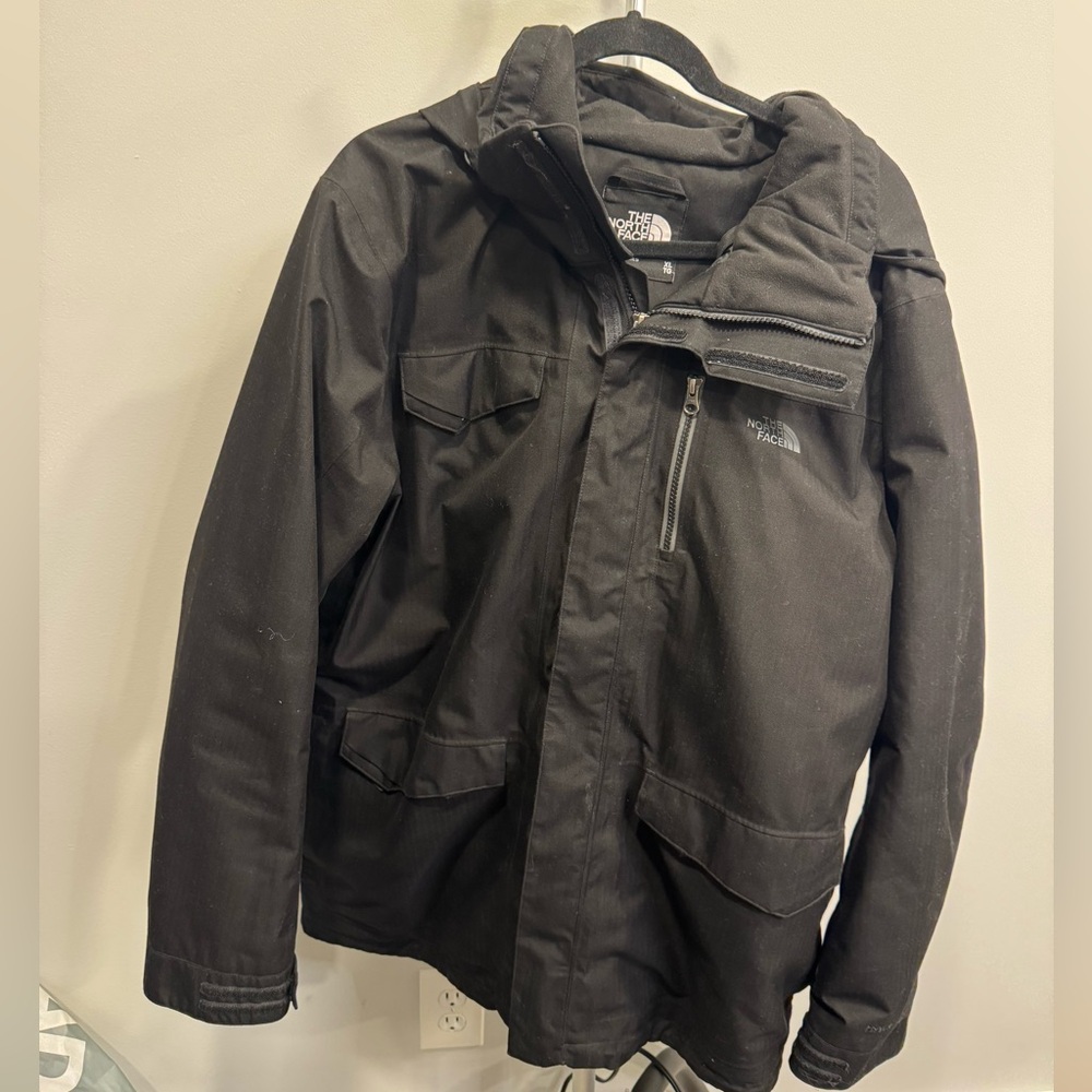 The North Face Men’s Softshell Jacket - Black